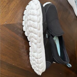 Gently Used Sketchers Memory Foam Slip On Shoes